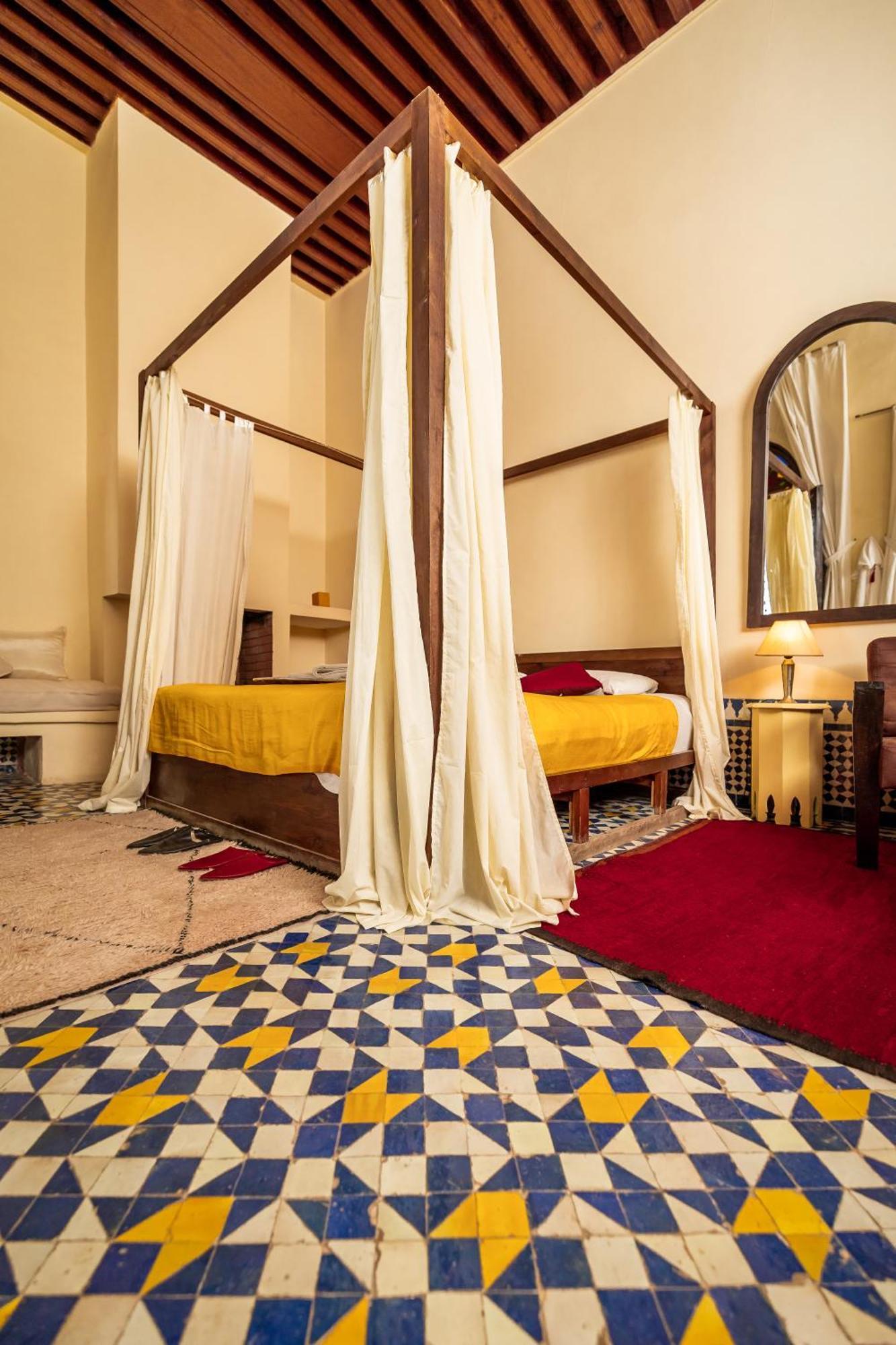 Riad Tizwa Φεζ Εξωτερικό φωτογραφία